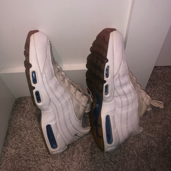 Air max 95 triple white - Picture 6 of 7